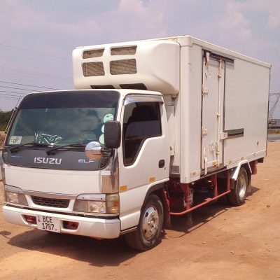 3 tonnes refrigerated truck for hire/booking