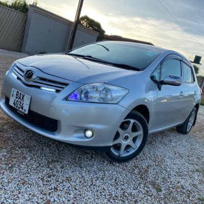 Toyota Auris 2011 model